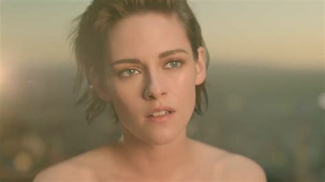 kristen stewart perfume chanel musica|Chanel Gabrielle TV Spot, 'Film' Feat. Kristen Stewart, Song by .